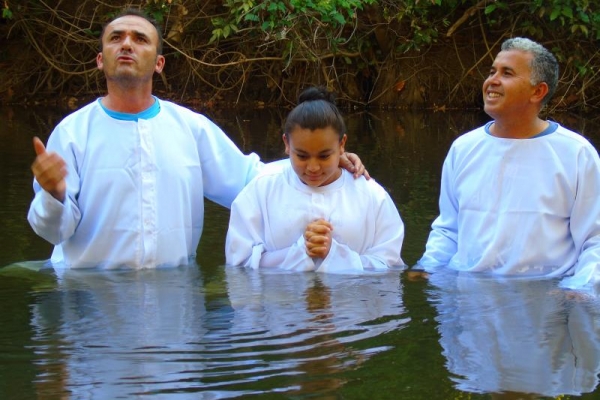 Batismo de 2 almas da cidade de Itapoã/DF no dia 10/09/2016