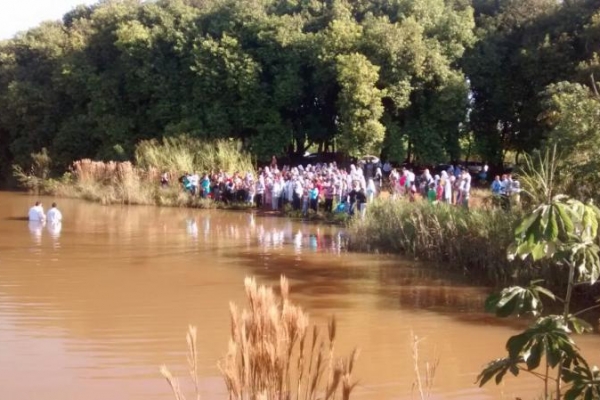 Batismo na cidade de Cruz das Posses/SP no dia 04/06/2017 