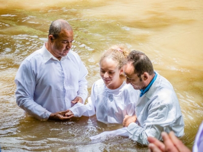 Imagem da Galeria Batismo de 6 jovens na cidade no Itapoã/DF dia 23/12/2017