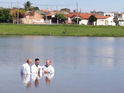 Imagem da Galeria Batismo na cidade de Novo Horizonte/SP dia 21.04.2019