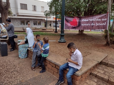 Imagem da Galeria Culto na praça dos Bancos no centro, igreja em Jaboticabal SP.